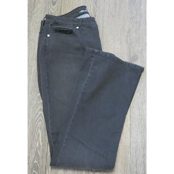 GLORIA VANDERBILT Jeans All Around Slimming Effect Size 14 Average Bootcut Black - Picture 7 of 12
